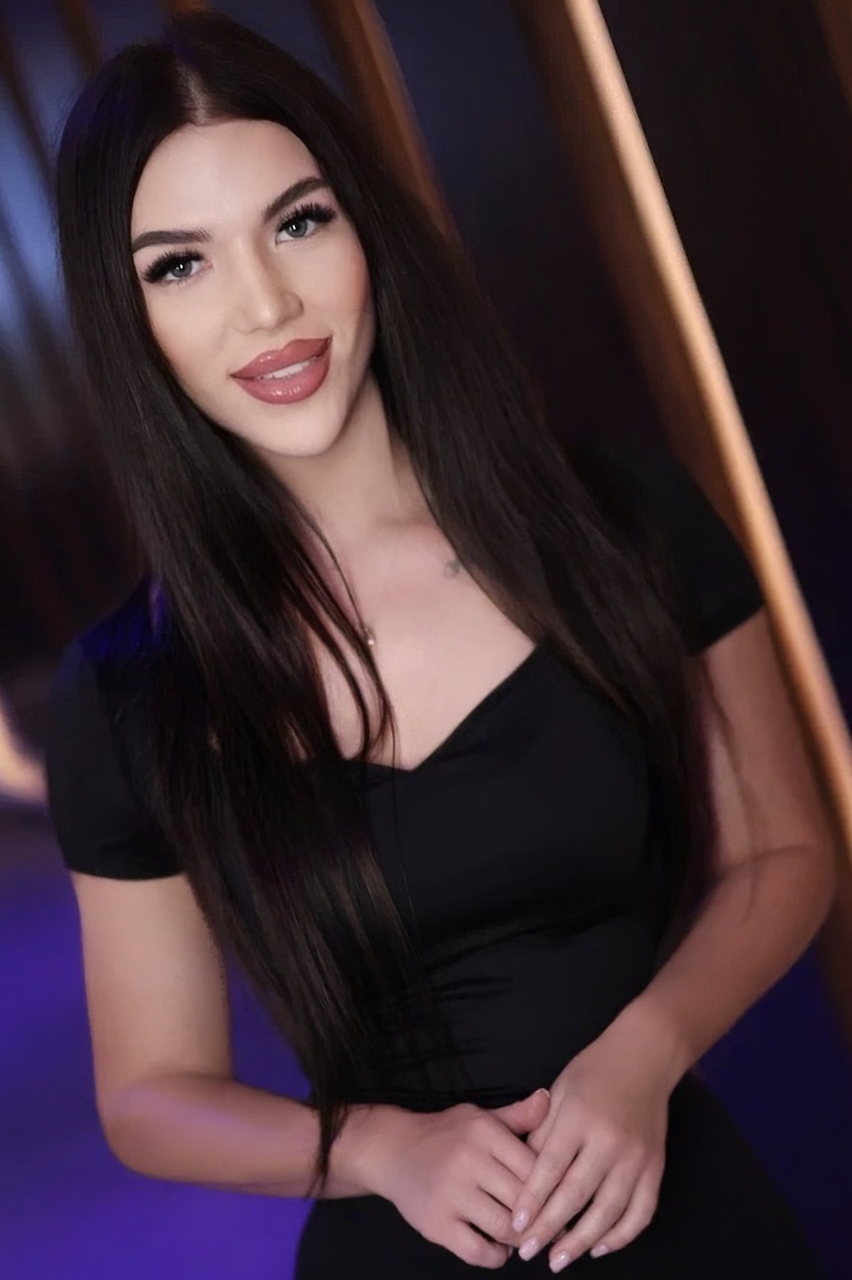 Dubai Elite Spa Therapist - Vika